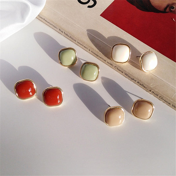 Retro fashion contracted earrings Joker metal earrings earrings geometric trend Beautiful ladies earrings wholesale